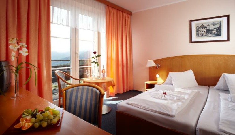 Orea Hotel Špičák Železná Ruda - Standard Plus pokoj, Standard dvoulůžkový